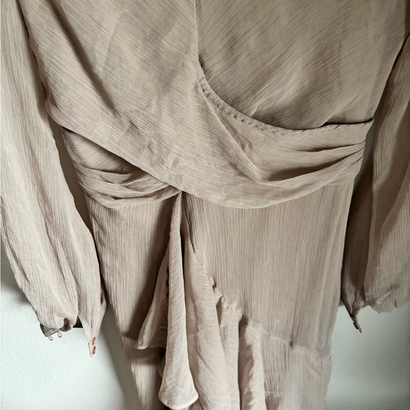 Bohemian Occasion Dress from ASOS in Taupe with Long Sleeves in size 6 - Picture 8 of 13